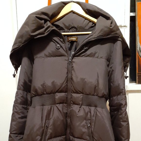 Danier down-filled winter coat/ jacket in grey - Picture 9 of 13